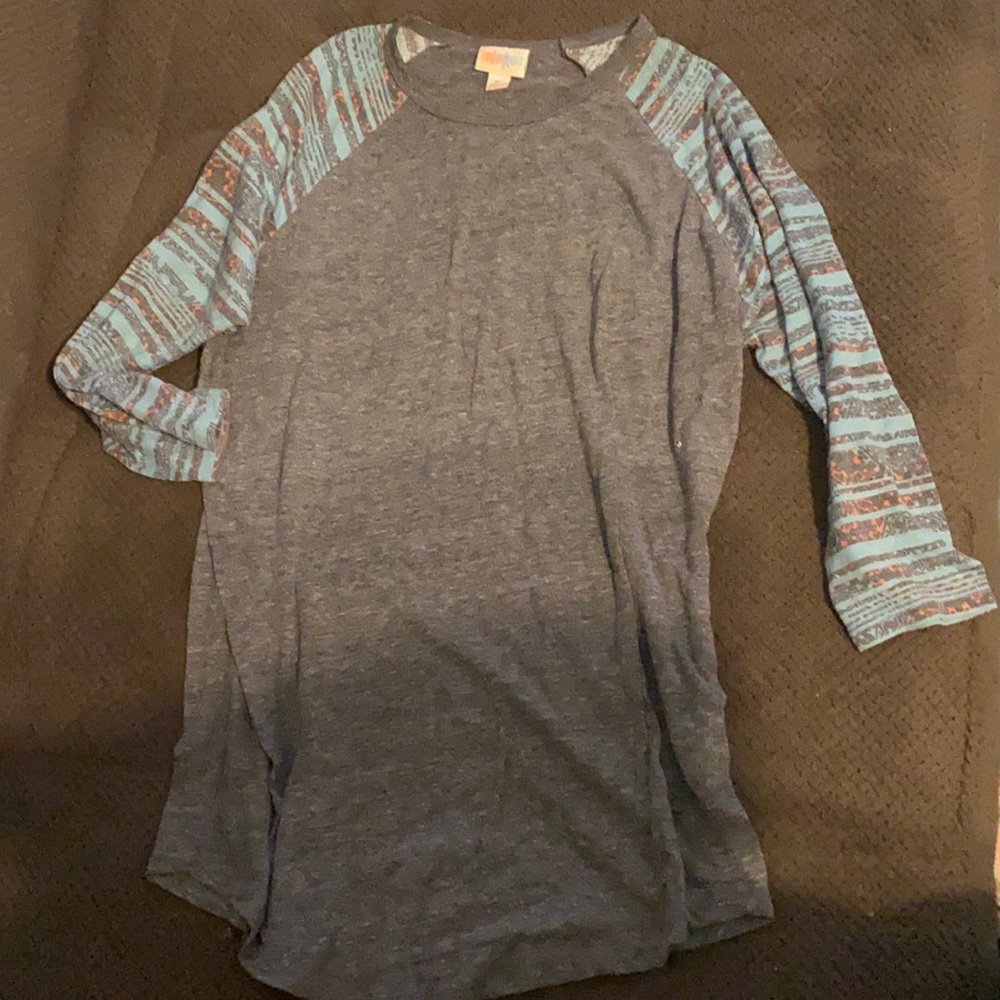 Lularoe randy tee